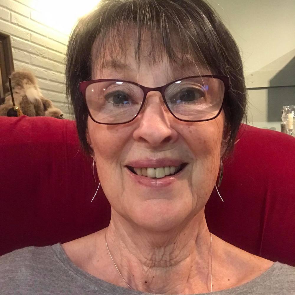 Meet your Posher, Kay